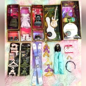 On hold Rainbow High clothing and accessories lot